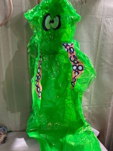 lot 7864 image: 45�� plastic blowup untested