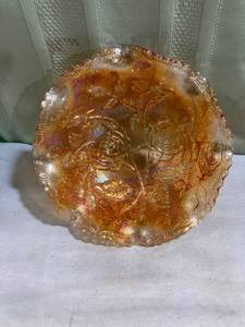 lot 7880 image: 9�� beautiful carnival glass bowl