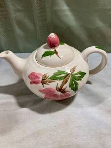lot 7903 image: 10�� x 6 12�� flowered teapot musical