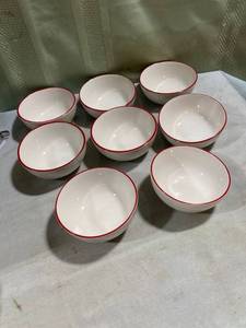lot 7906 image: 8) ice cream or dessert dishes