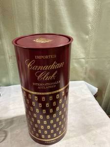 lot 7920 image: 6�� x 12 34�� imported Canadian club internationally acclaimed tin