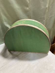 lot 7924 image: 11 34�� Halfmoon cardboard box with hinges