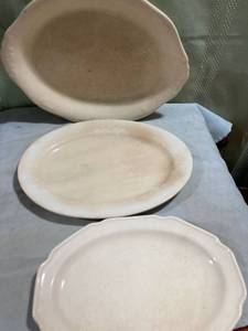 lot 7925 image: Old Platters 12 14,11 14, 9 34��