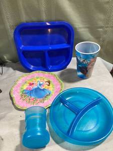lot 7958 image: Toddler dishes