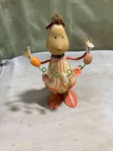 lot 7964 image: 7 12�� metal bobble head figurine