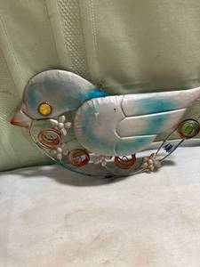 lot 7990 image: 13�� x 8�� metal bird hanger