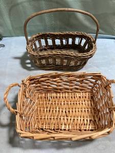 lot 7996 image: 2) 8 12�� x 6�� basket biggest