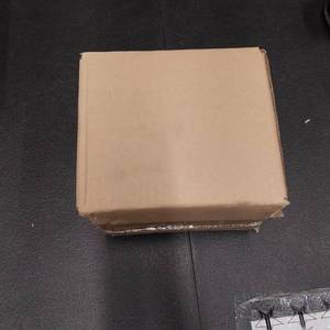 lot 8452 image: TOPZEA 304 Stainless Steel Grease Container with Fine Mesh Strainer, 1.3 Quart Oil Storage Pot Grease Keeper Oil Filter, Bacon Grease Strainer Can for Frying Oil