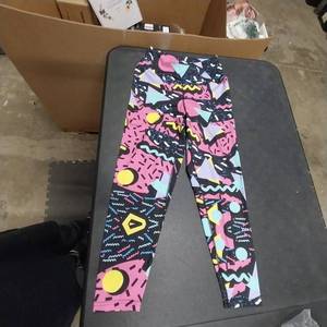 lot 25367 image: 80s look leggings, small
