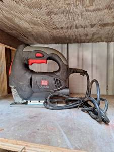 lot 3000 image: Shop Basics Jig Saw