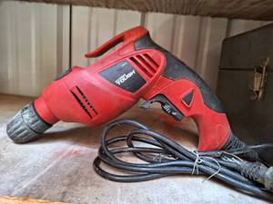 lot 3002 image: Hyper Tough Power Drill