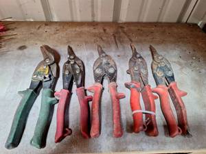 lot 3014 image: Lot of (5) Aviation Snips