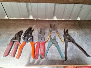 lot 3019 image: Assorted Lot of Hand Tools. Aviation Snips