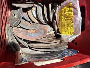 lot 3022 image: Lot of Grinding Cut off Wheels -Various Sizes