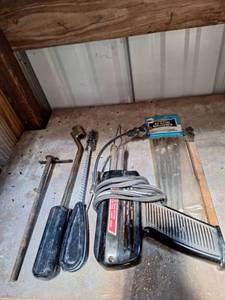 lot 3024 image: Soldering Supplies and Equipment
