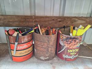 lot 3047 image: Lot of Construction carpenter pencils markers etc