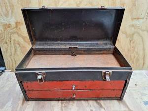 lot 3082 image: Toolbox with two drawers