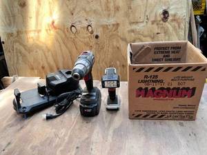lot 1015 image: Cordless Lot of Porter Cable Drill Flashlight Battery Charging Station