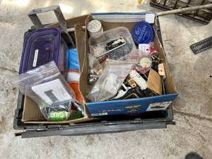 lot 1031 image: Lot of Misc Tools, Hardware, Supplies, Gauges, Spacers