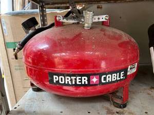 lot 1047 image: Porter Cable Air Compressor Portable Air Tank
