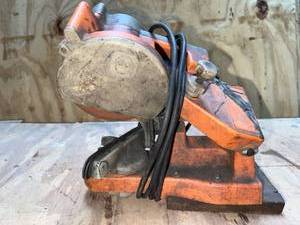 lot 1050 image: Chainsaw Chain Sharpening Grinder