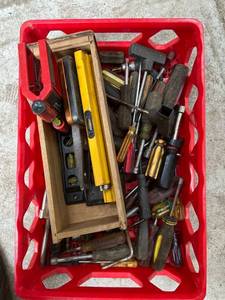 lot 1055 image: Lot of Misc Tools and Torpedo and Post Levels