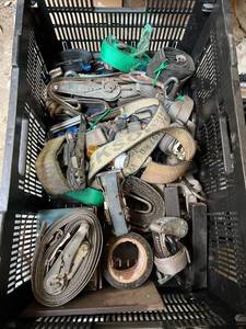 lot 2019 image: Lof Of Large Tie-Down Straps