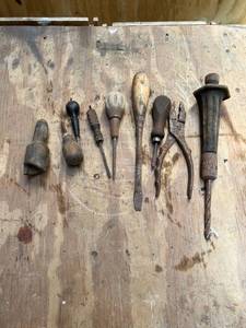 lot 1114 image: Assortment of Antique Screw Drivers, awl, drill and Pliers