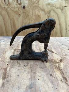 lot 1119 image: FH Smith MFG Co Rivets Press