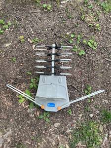 lot 1219 image: Vansky TV Antennae