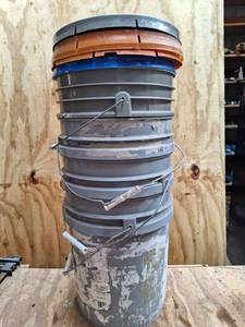 lot 3115 image: (4) 5 Gallon Buckets with Lids