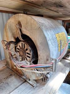 lot 3124 image: Furnace blower Motor