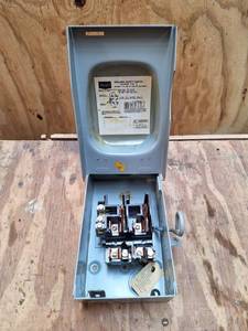 lot 3128 image: Enclosed Safety Switch air conditioning cutoff switch. new