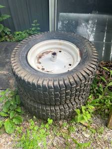 lot 1271 image: (2) turf lawn mower Tires - 23 x 8.5-12