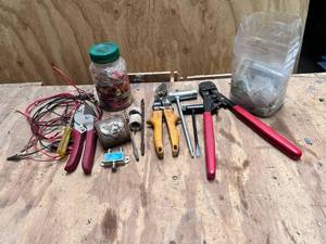 lot 1280 image: Electrical Lot of Crimper, Splicer, Wire Caps, Multi-Tool, and Testing Wire