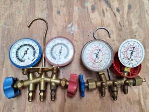 lot 3155 image: (2) Yellow Jacket AC Test and Charging Manifold