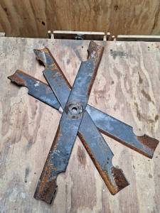 lot 3175 image: 3 Lawn Mower Blades. rider