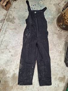 lot 3189 image: Black Medium Snow Overalls