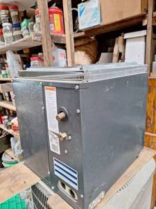 lot 200 image: Central Cooling Air Conditioner A- coil Model CAPF1824BD6B
