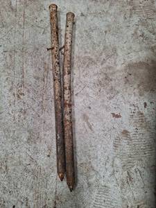 lot 3194 image: Pair of Concrete form pins Stakes