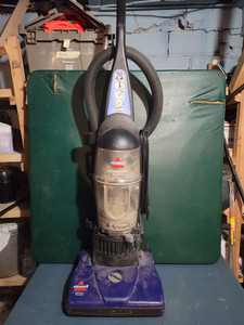 lot 4201 image: Bissell Vacuum