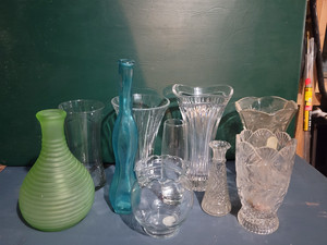 lot 4205 image: Lot of (10) Vases