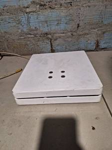 lot 4516 image: Commander Scale