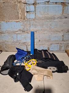 lot 4525 image: Lot of Medical Supoort Braces and Stethoscope