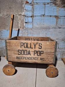 lot 4538 image: Pollys Soda Pop Wooden Wagon