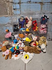 lot 4542 image: Collection of Meanies and Beanie Babies