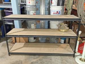 lot 4556 image: 5ft x 18 in x 3ft Metal Shelf