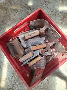 lot 4615 image: Concrete Tools