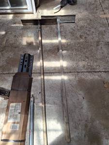 lot 4616 image: 2 Concrete Floats