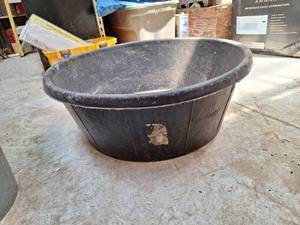 lot 1722 image: Little Giant Farm Animal Trough